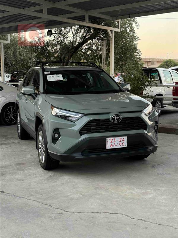 Toyota for sale in Iraq